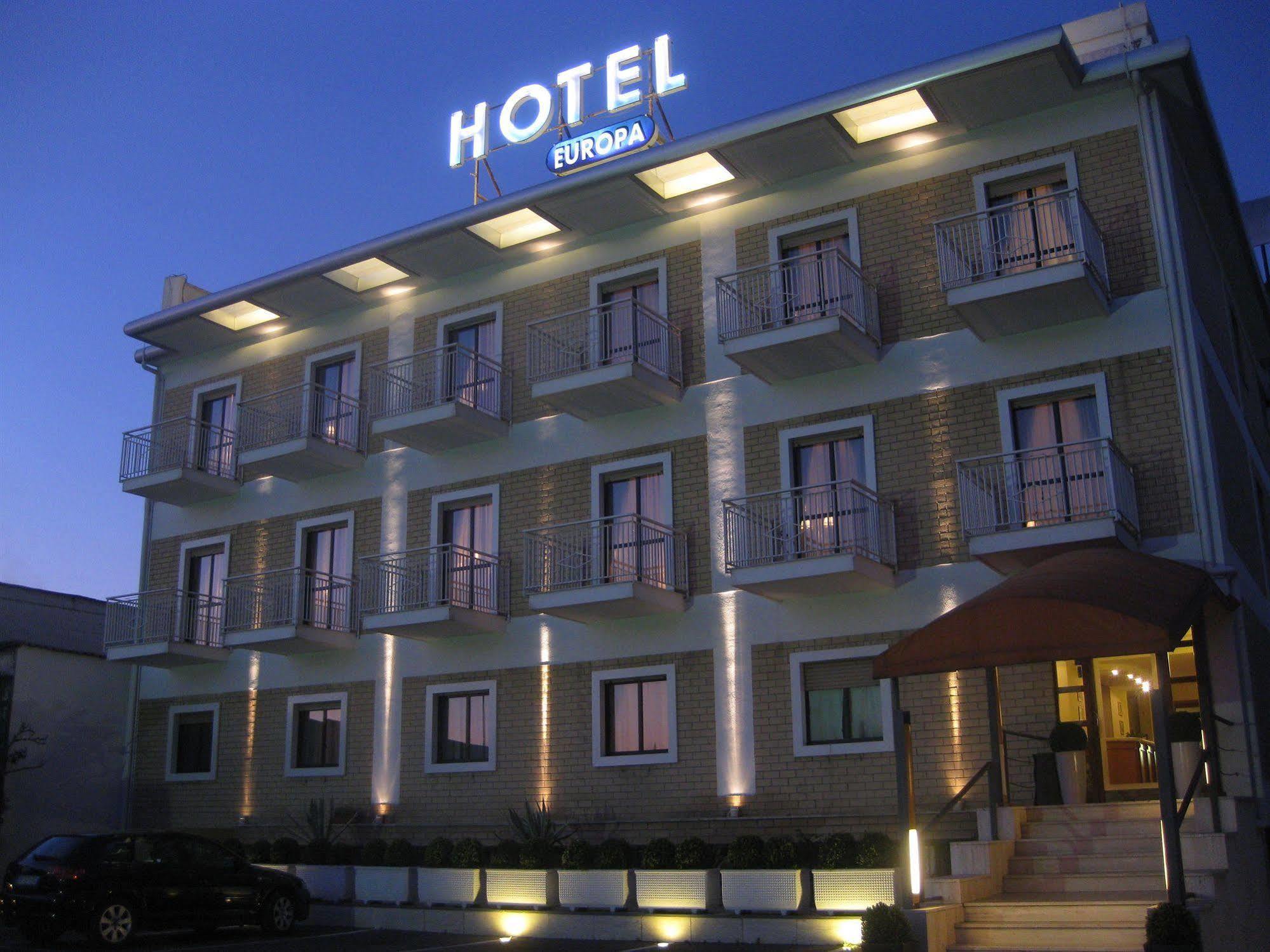 Hotel Europa Неаполь Экстерьер фото